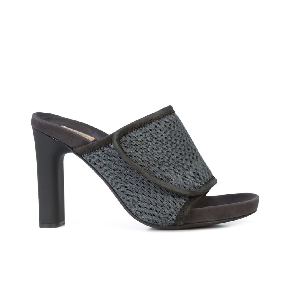 Yeezy graphite padded mesh tech mule